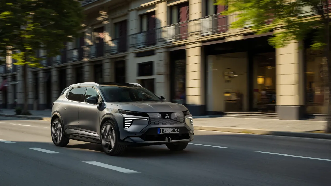 Mitsubishi Eclipse Cross BEV exteriér (zdroj: media.mitsubishi-motors.cz)