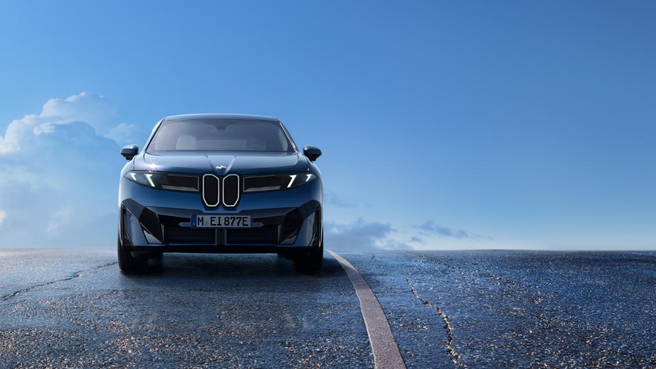 BMW iX3 - zdroj: www.press.bmwgroup.com