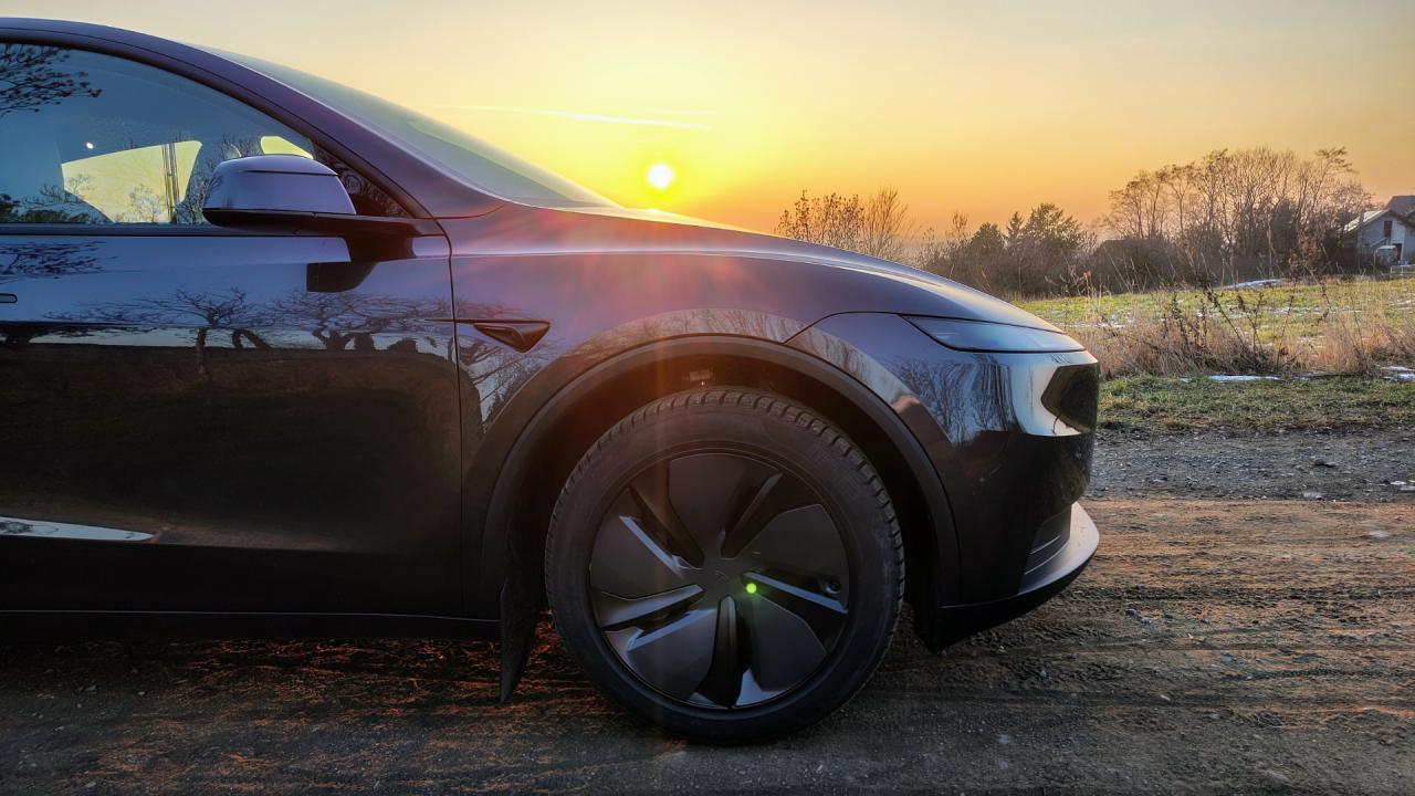 Tesla Model Y Standard