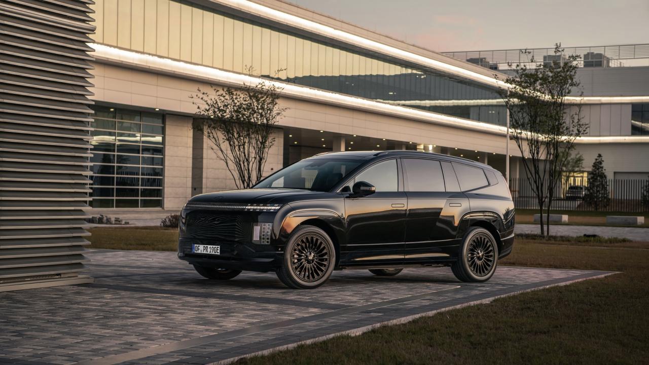 Hyundai IONIQ 9 Calligraphy Black Ink — exteriér | zdroj: hyundai.news
