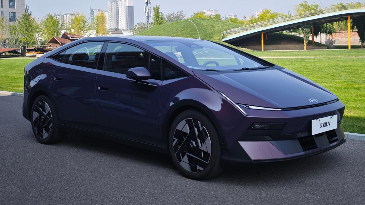 Elektrický sedan Hyundai Ioniq V (foto: Beijing Hyundai)