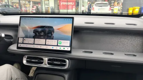 Leapmotor B10 DESIGN BATTERIE PROMAX – redakční test