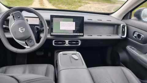 Leapmotor B10 DESIGN BATTERIE PROMAX – redakční test