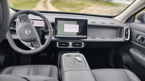 Leapmotor B10 DESIGN BATTERIE PROMAX – redakční test