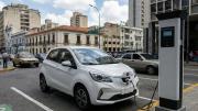 Náhled článku Geely získá část továrny Fordu ve Španělsku. Čínské automobilky rozšiřují výrobu v Evropě