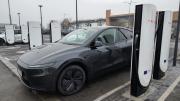 Tesla Model Y na Superchargeru
