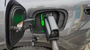 Náhled článku Proč zaparkovaný elektromobil ztrácí dojezd a kolik procent je normální