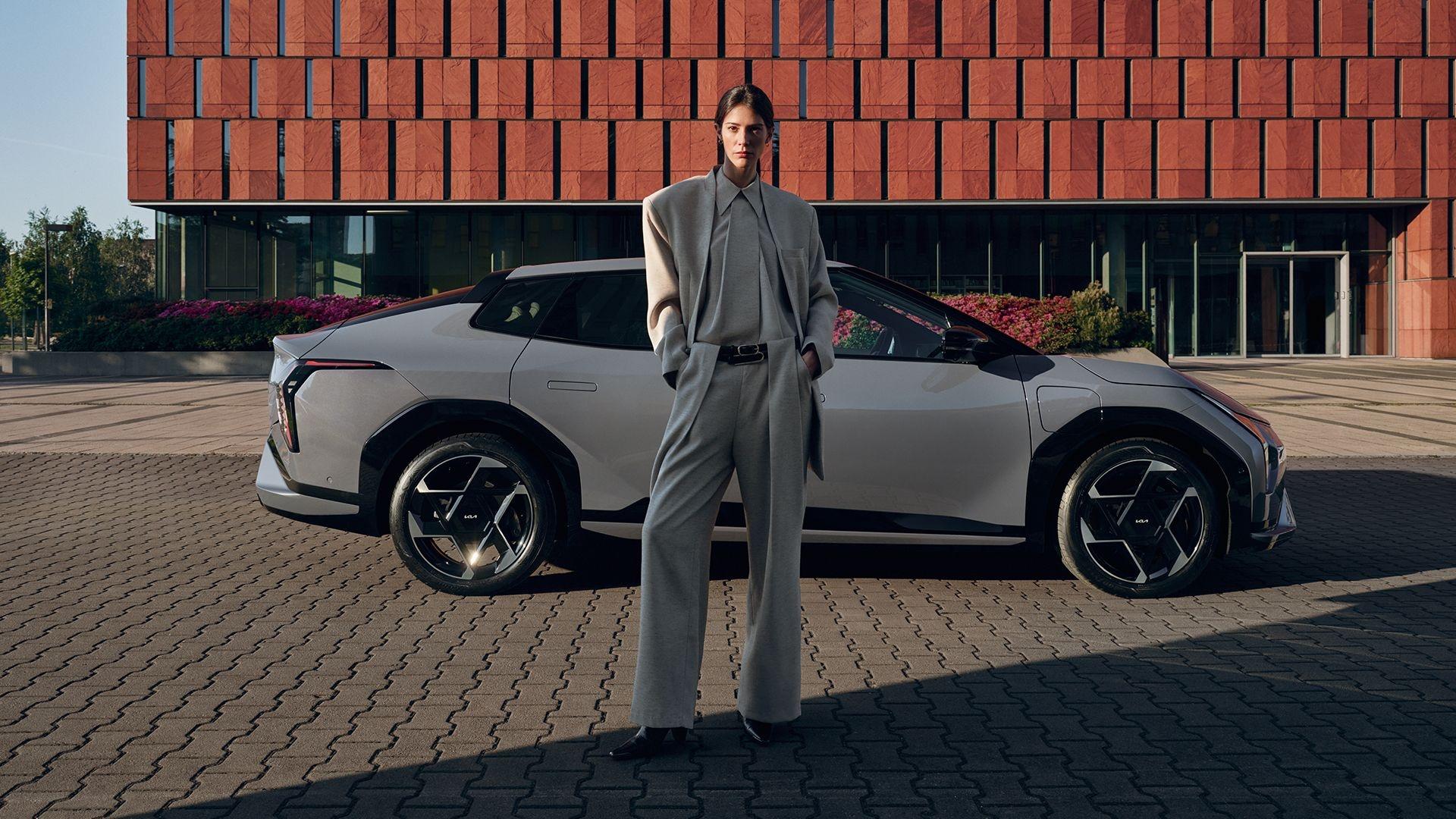 Kia EV4 Fastback — boční profil | zdroj: kia.com