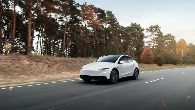 Tesla Model Y Standard | zdroj: tesla.com