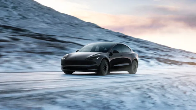 Tesla Model 3 Standard | zdroj: tesla.com