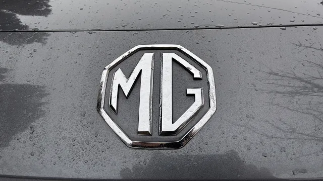 MG