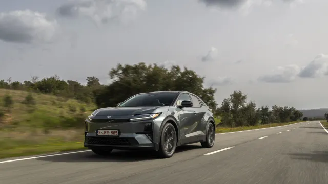 Toyota C−HR+ | zdroj: toyotanews.eu