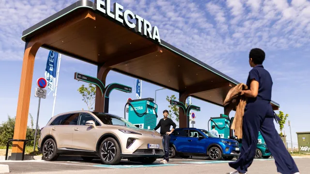 Nabíjecí stanice ELECTRA | zdroj: go-electra.com