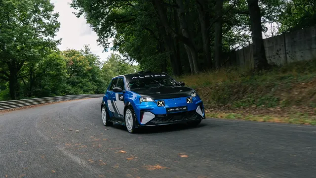 Alpine A290 | zdroj: press.alpinesportscars.co.uk