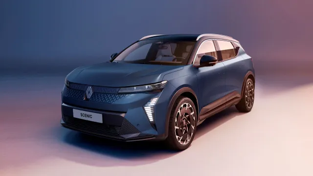 Modernizovaný Renault Scenic E-Tech elektrický (modelový rok 2026) v matném laku šedá slate satin | Foto: Renault